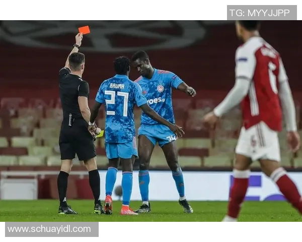 足球裁判上场前的准备与心理调适对比赛公正性的影响分析